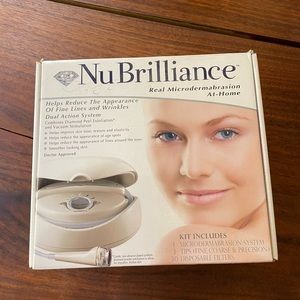 Microdermabrasion machine